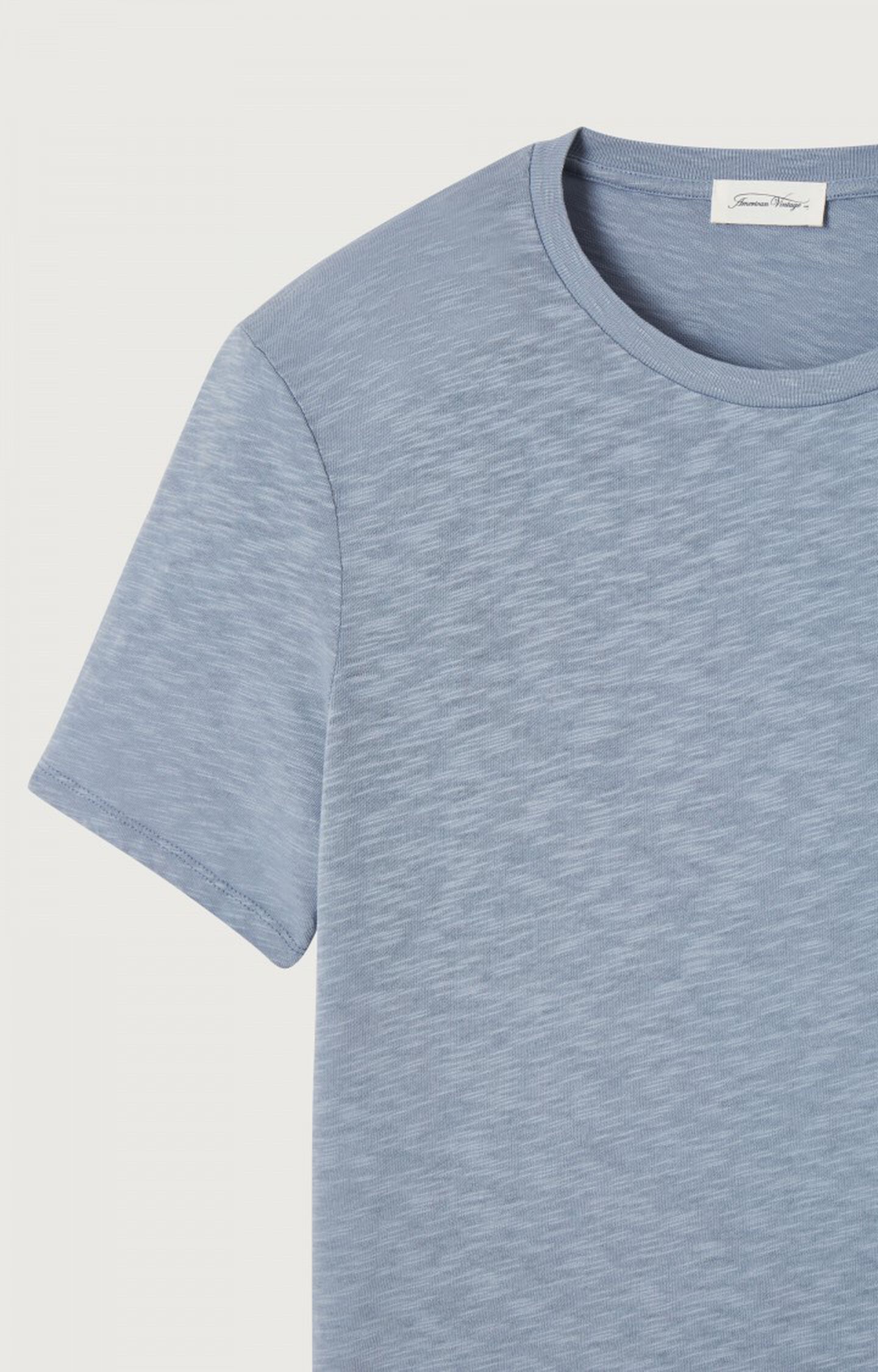 Buy Caspar Embossed T-Shirt (B&T) Men's Shirts from Makobi. Find